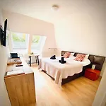 Holiday home Theislandlife Met Prive Jacuzzi En 3