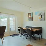 Holiday home Theislandlife Met Prive Jacuzzi En 3 De Koog (Texel)