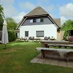 Theislandlife Met Prive Jacuzzi En 3 Holiday home