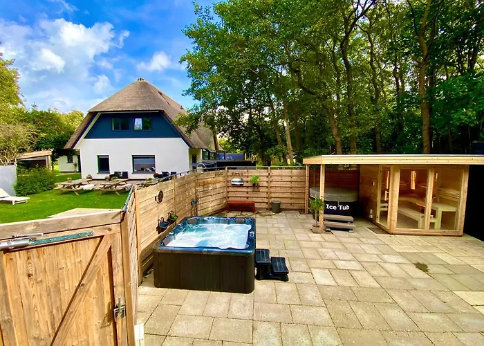 Theislandlife Met Prive Jacuzzi En 3 * 德科赫