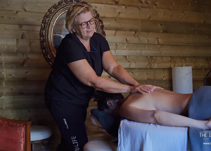 Theislandlife Met Prive Jacuzzi En 3 *